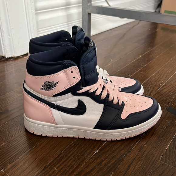 Bubblegum Pink Jordan 1 Highs - Picture 4 of 4